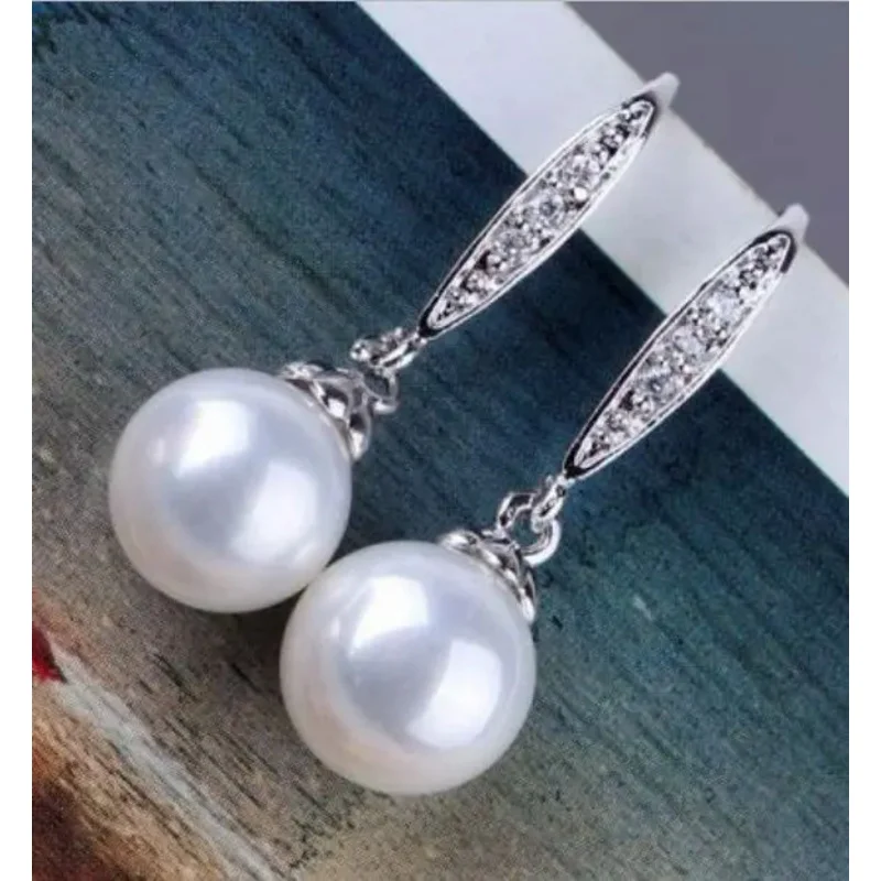 

unique natural round 10mm Australian south sea white pearl earrings