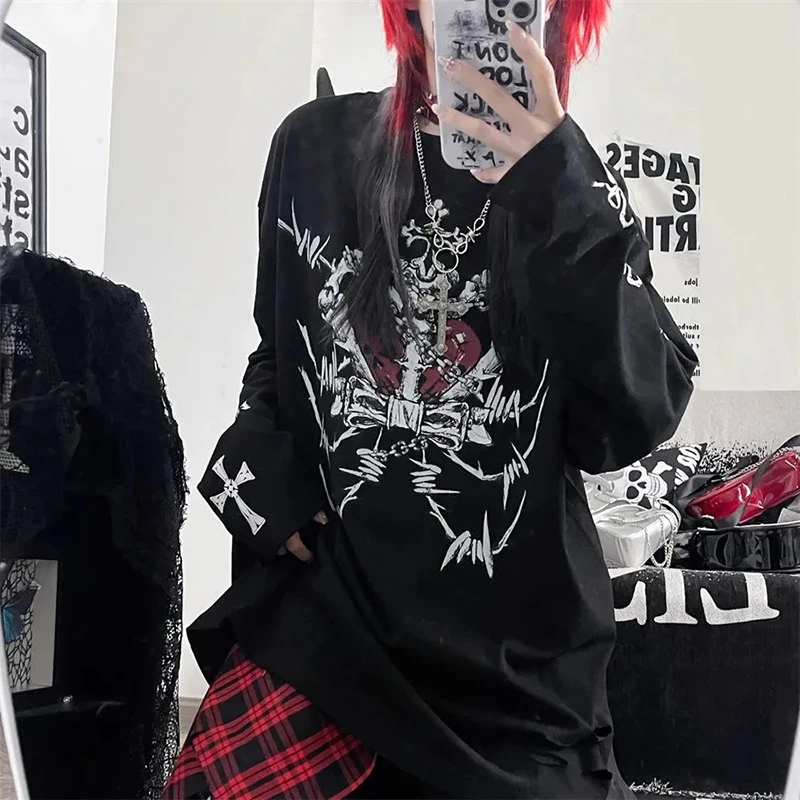 Japan Gothic Dark Skull Tee Women Long Sleeve Loose Casual Street Top Subculture Lazy Harajuku Y2K Black Fashion O Neck T Shirt