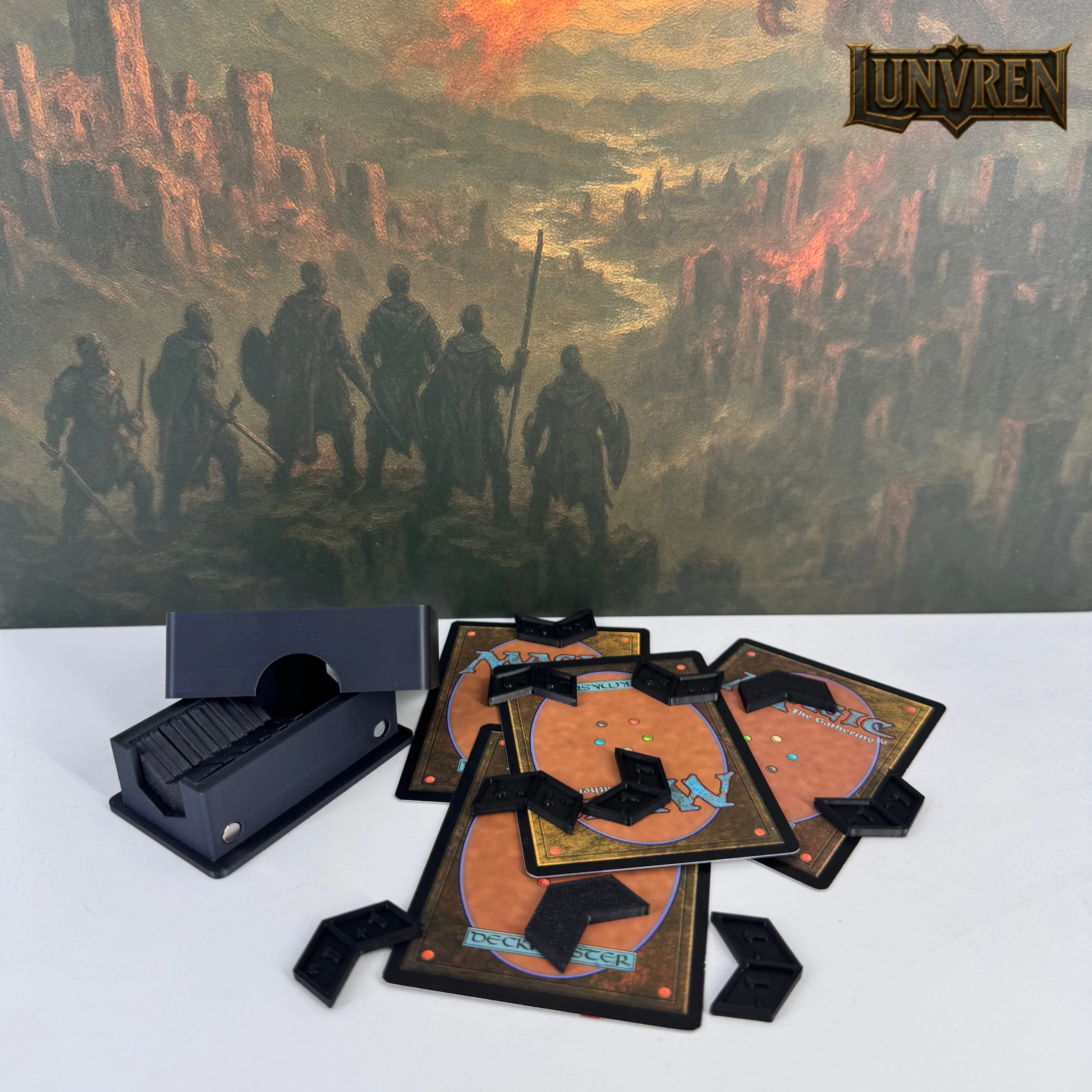 

Набор расширения для счетчиков TOKENS Buff Counters для MTG, DND, TCG: 22 3D-печатных токена-счетчиков TOKENS Plus +1/-1 с магнитным боксом для хранения