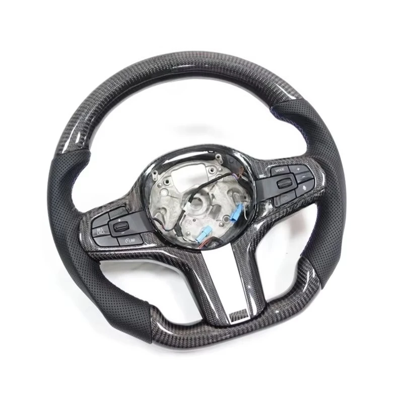 

The G Chassis G20, G28, G30, G38, G345, 67 Series X1, X2, X3, X5, X6 Have Been Modified with Carbon Fiber Steering Wheels
