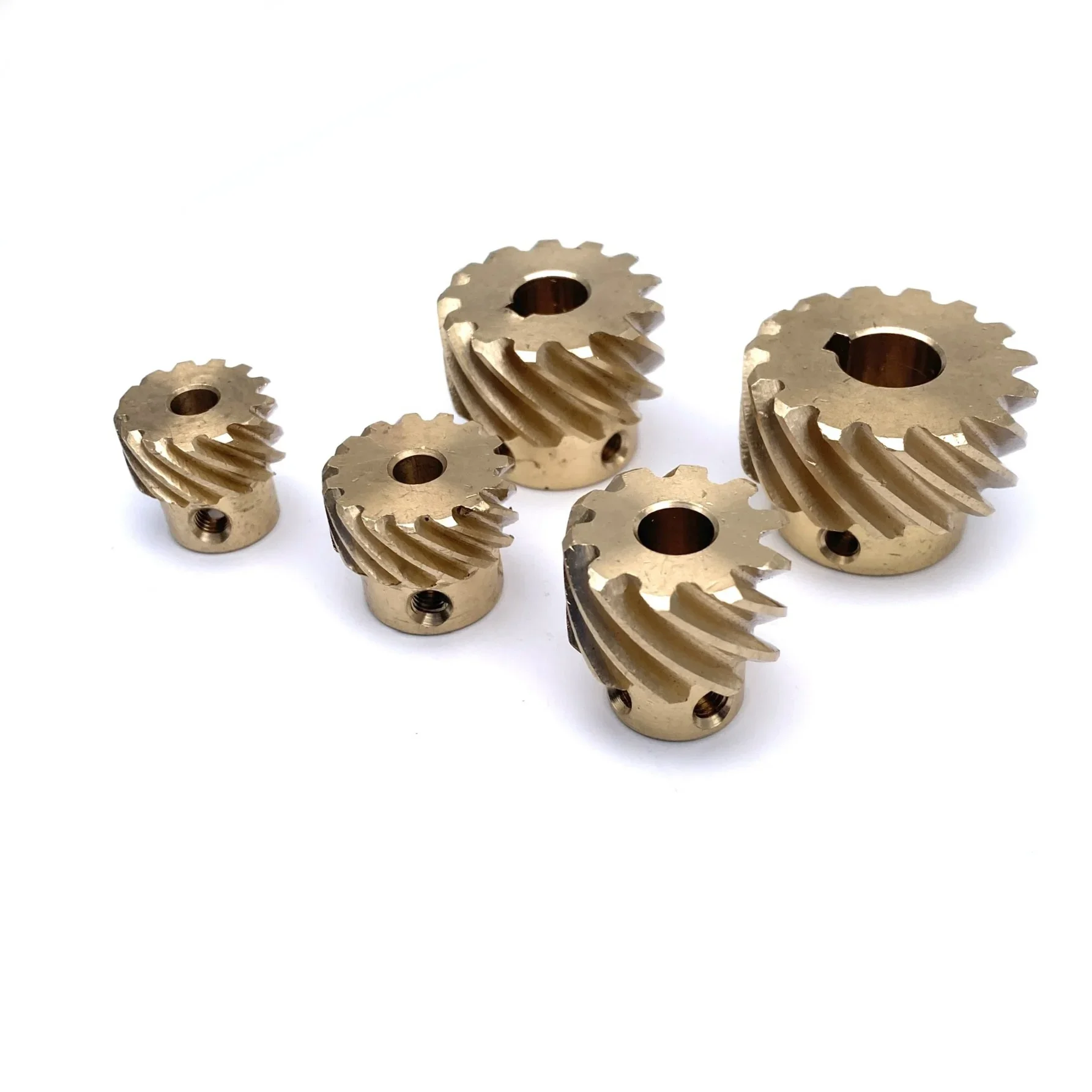 Brass Staggered Helical Gear 1M/1.5M 10/13/15 Teeth Keyway 45-Degree Helical Gear Parts