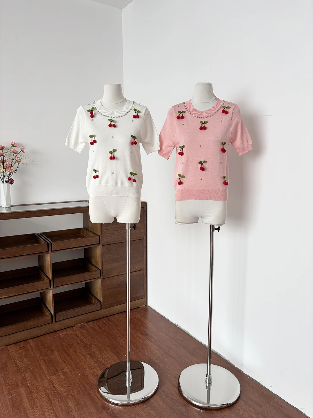 

Summer 2026 Women's Knitted Short Sleeve Top Fashionable Versatile Decorative Polyester Fiber Loose Fit round Neck Pullover