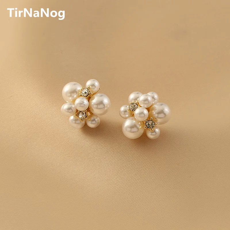 

French Fashion Romantic Elegant Unique Pearl Flower Earrings Contracted Fireworks Stud earrings Women Jewelry Party Gift