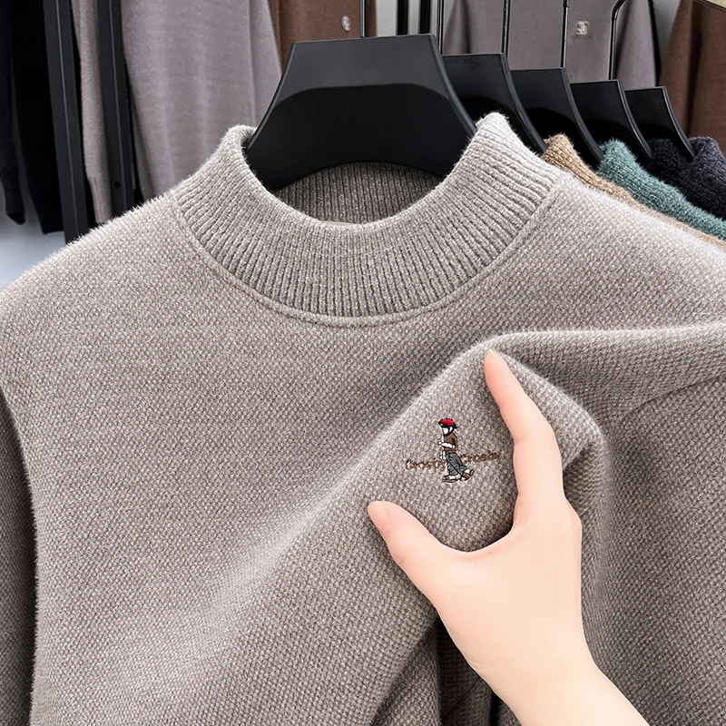 

Light luxury men's knitted round neck sweater high-end brand fashion figure embroidery comfort plush warmth casual golf pullover