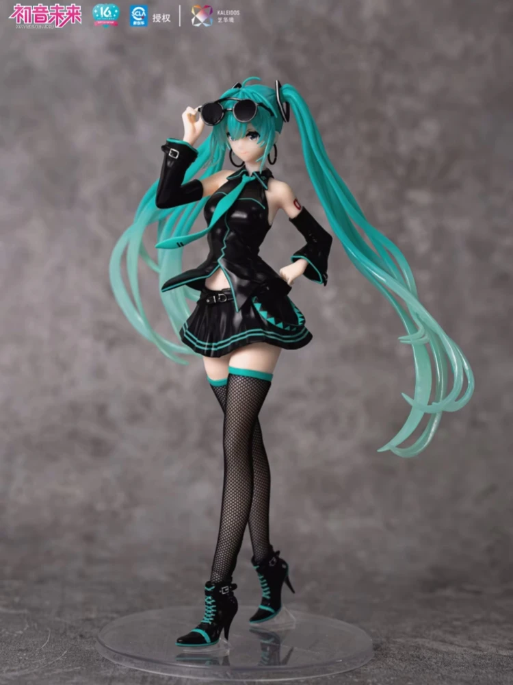 nuevo-estilista-hatsune-miku-original-de-235-cm-version-del-16-°-cumpleanos-figura-de-accion-de-recuerdo-modelo-coleccionable-juguetes-de-navidad-de-anime-regalo