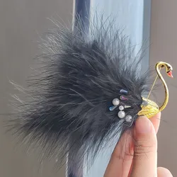 Broches de perlas de pájaro cisne blanco y negro elegantes Retro para mujeres y hombres, accesorios de ropa, broche de Animal de plumas de Metal, alfileres, regalos