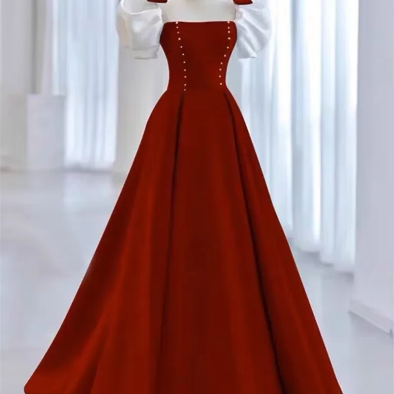 

Red puffed sleeves toasting new banquet dress