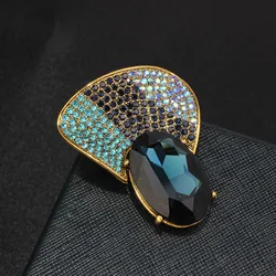 Luxury High-end Niche Brooch Ladies High-end Exquisite Rhinestone Corsage Accessories Pins Summer Suit Brooches