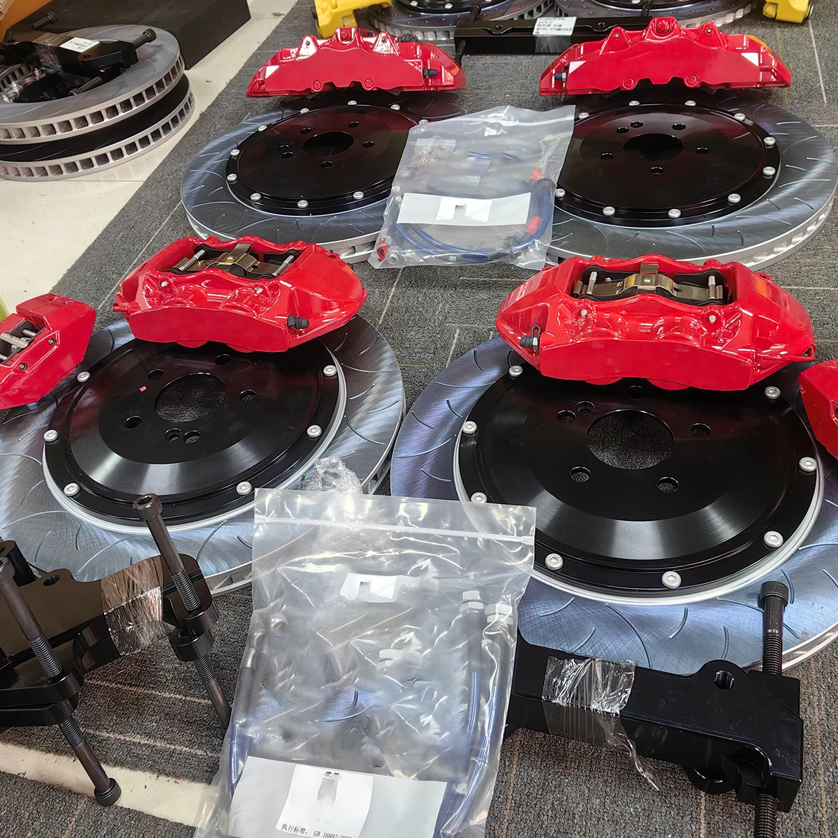 Hot Sell Red  8 Pot Caliper Brake 4 Piston Brake Kit Set for Aftermarket Upgrades for BMW G20 G21 G28 G30 G38 F10 F90 X5 X6 M