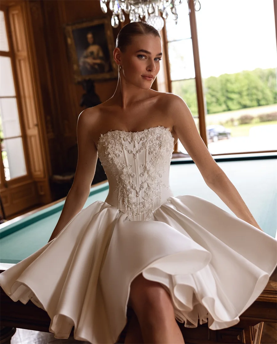 A-Line Short Wedding Gown Sweetheart Lace Appliques Mini Party Evening Gowns Corset Back Customized Prom Dresses
