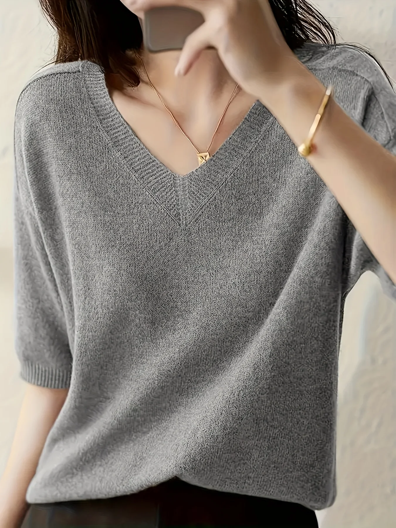 New Knit Short-Sleeve T-Shirt for Women, Thin, Loose, V-Neck, Slimming, High-End Feel, Breathable Top