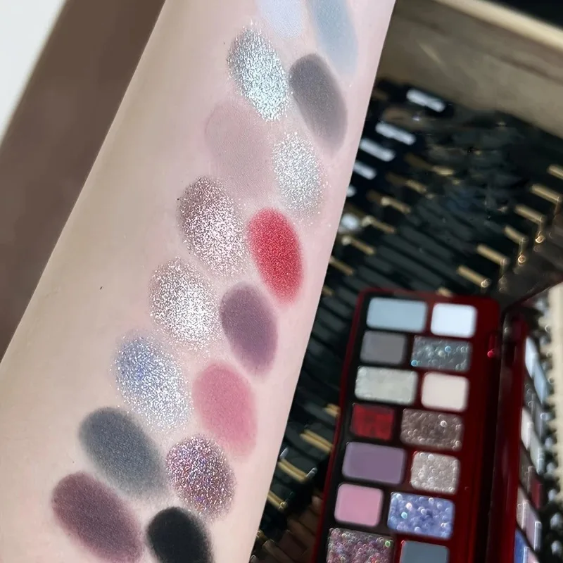 16 Color Flash Polarized Chameleon Eyeshadow tray Matte Pearl Chameleon Cool Smoky Gothic Everyday Play Makeup, Carnival