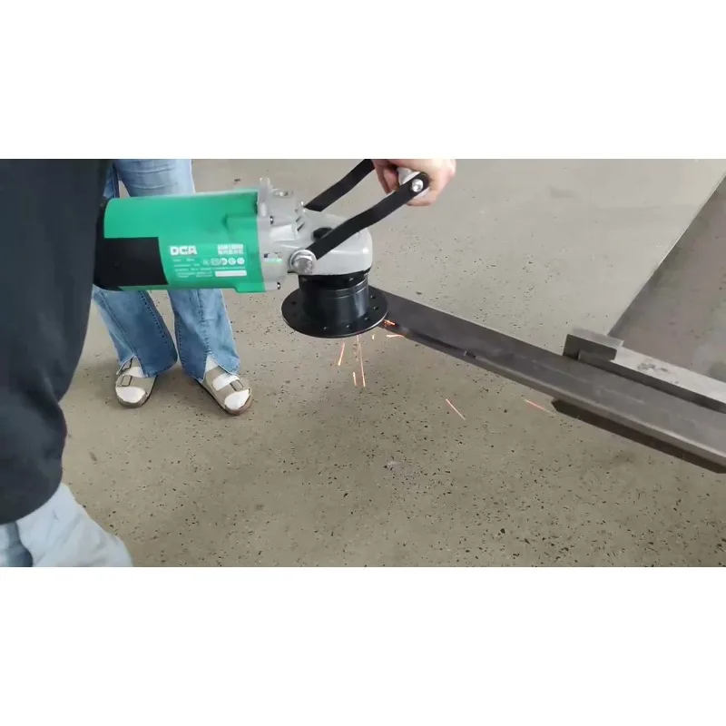 

Automatic Stainless Steel Plate Beveling Machine with CNCblades 30°-45° R Degree Smooth Slope 2600W Cold Processed No Spark