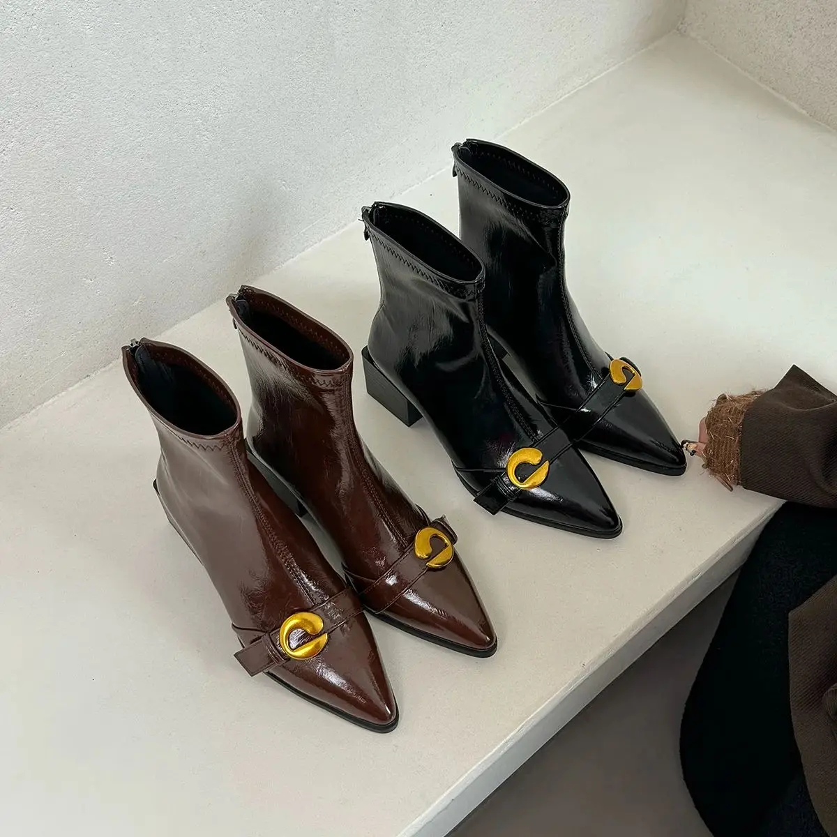 

Newest Autumn Winter Chelsea Boots Zapatos De Mujer chunky heel ankle boots for women Vintage Pointed toe western boots female