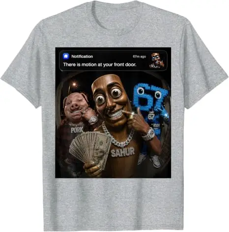 John Pork Tung-Tung-Tung Sahur 67 Meme Lustiges Brainrot T-Shirt „Es gibt Bewegung vor deiner Haustür“ Grafik-Bekleidung Neuartiges Geschenk – Detail 5