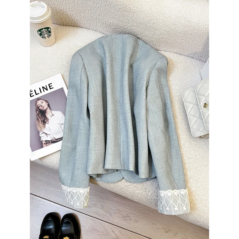 الخامس الرقبة الأزرق الدانتيل الأصفاد عطر صغير دعوى سترة المرأة الربيع والخريف الأزياء الأساسية أنيقة الفرنسية مكتب سيدة سترة