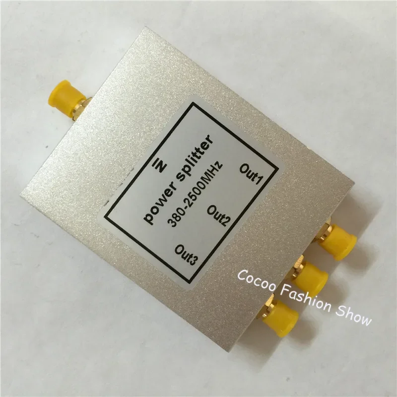 SMA Microstrip Power Divider/ Splitter 380~2500MHz 3-Way For Mobile Signal Booster/ Amplifier/ Router, Indoor coverage project