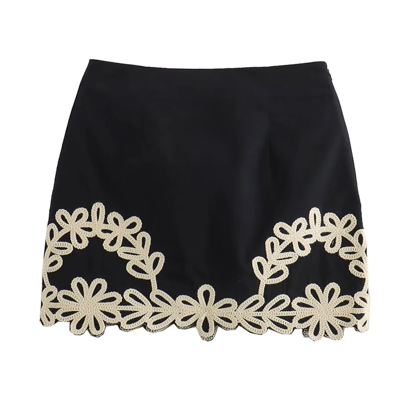 

YENKYE New Women Floral Embroidery Black Mini Skirt Vintage High Waist Summer saia Office Ladies Skirts