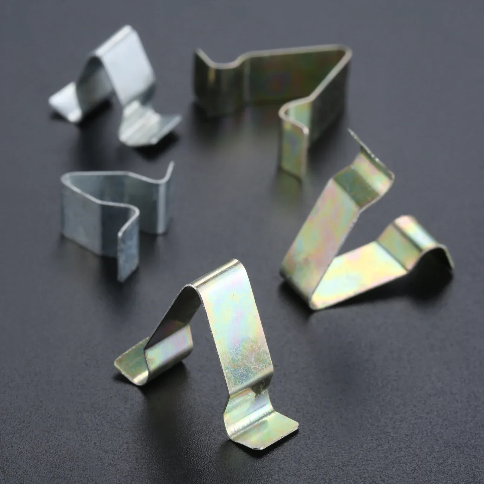 10Pcs Sliver Car Door Trim Panel Lining Clips Metal Interior Upholstery Retainer Rivet Auto Fastener Clip for Audi Seat Skoda