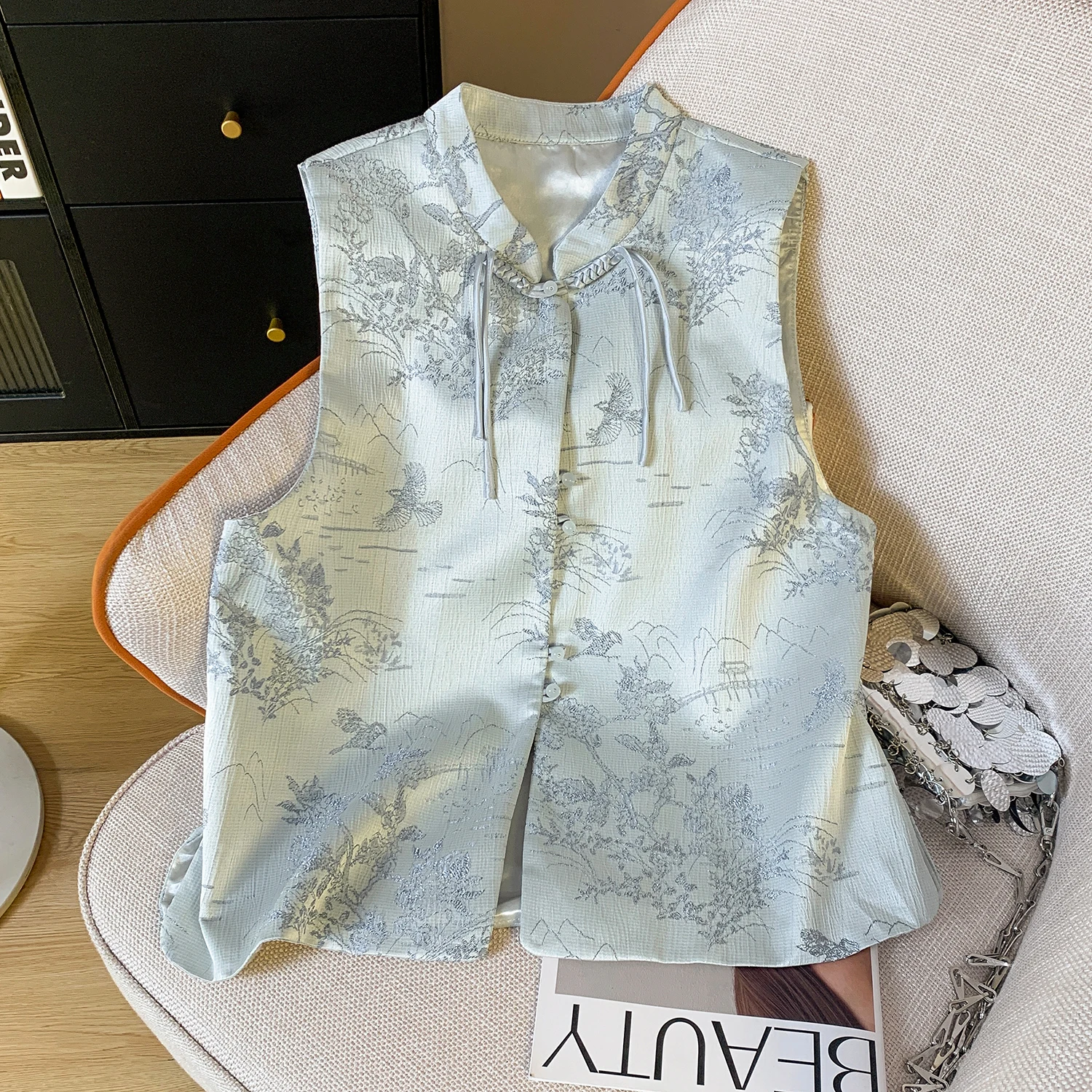 

Новый китайский женский весенне-летний джат с цветочной вышивкой и воротником-стойкой в тон, художественная верхняя одежда в стиле ретро