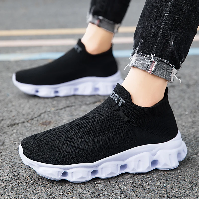 Calcetines deportivos a la moda para hombre y mujer, zapatillas deportivas de nuevo diseño, zapatillas para correr azules, zapatillas para caminar, zapatos informales sin cordones para correr para hombre