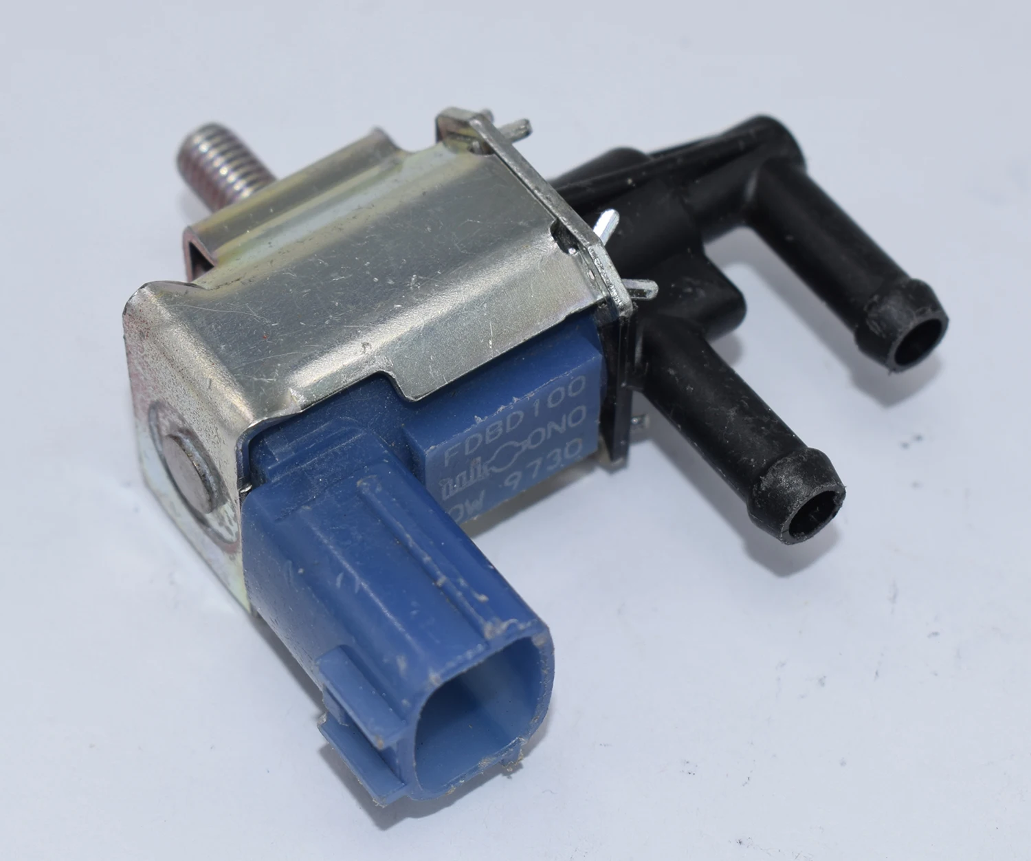 FDBD100 14930-AH100 Vapor Purge Control Vacuüm Magneetventiel Voor Nissan Almera Primera 1.8L