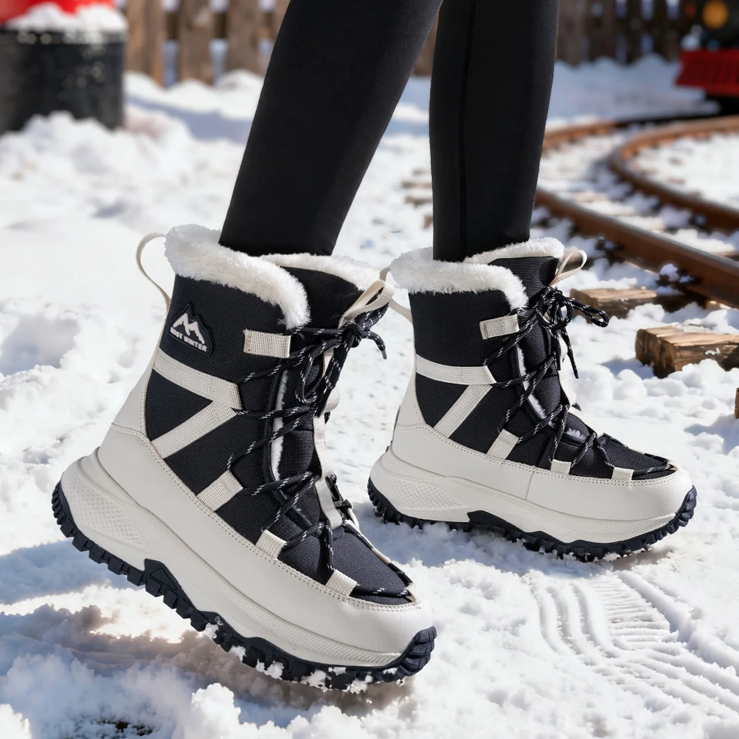 

New Winter Boors 2026 New Fashion Snow Boots For Women Men Thickened Warm Winter Shoes Waterproof Non-Slip Outdoor Hiking Boots