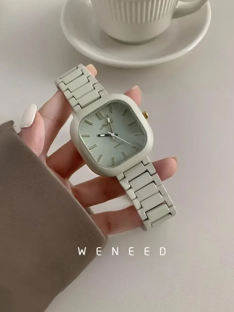 WENEED watch women's niche light luxury 2024 new simple and fashionable dopamine large dial women's watch