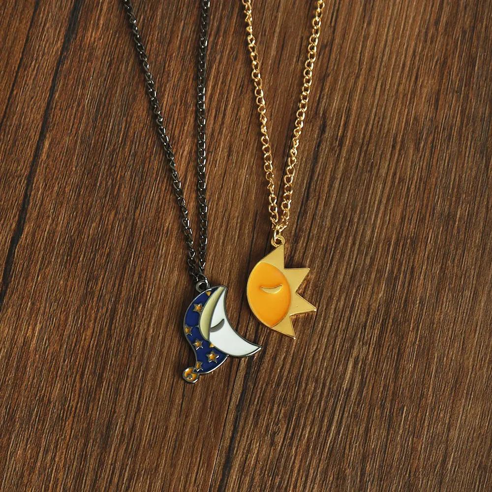 2pcs Creative Personalized Sun Nightcap Moon Necklace Cartoon Style Exclusive Design Unisex Adjustable Jewelry Gift for Friends