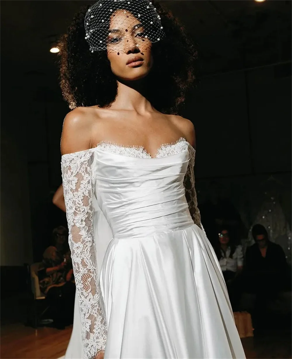 

Charming Long Sleeves Sweethert Satin Bridal Grown A Line Wedding Dresses Sweep Train Custom Made 2026 Rode De Morrie