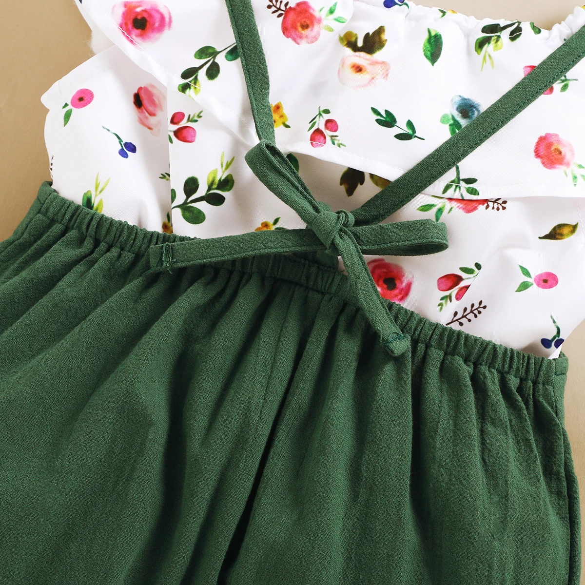 Girls' Summer Set with Ruffled Small Floral Top and Green overalls 2Pcs/set for girls 1-5 Years Fashion set Children's clothing