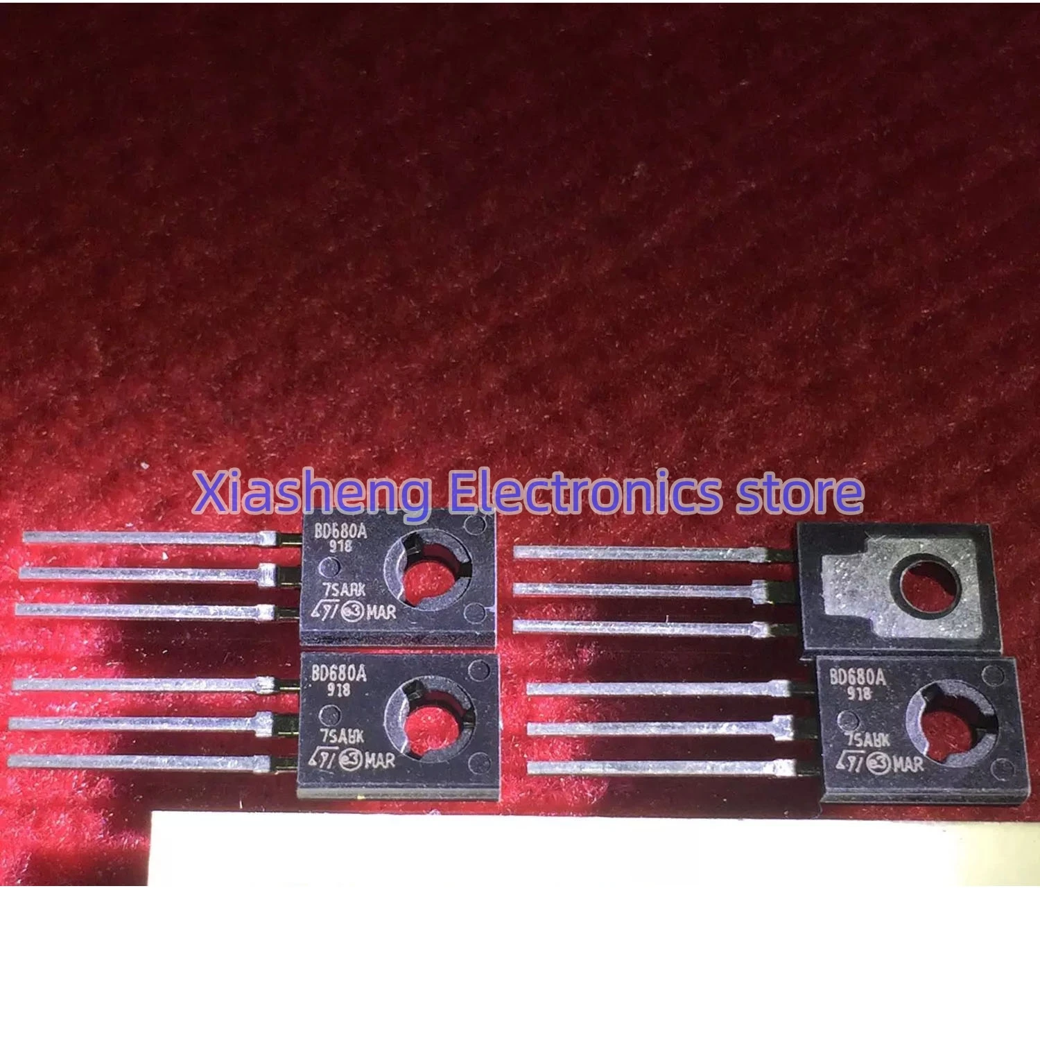 

New Original 10Pcs BD680A BD680 TO-126 Transistor In Stock Good Quality