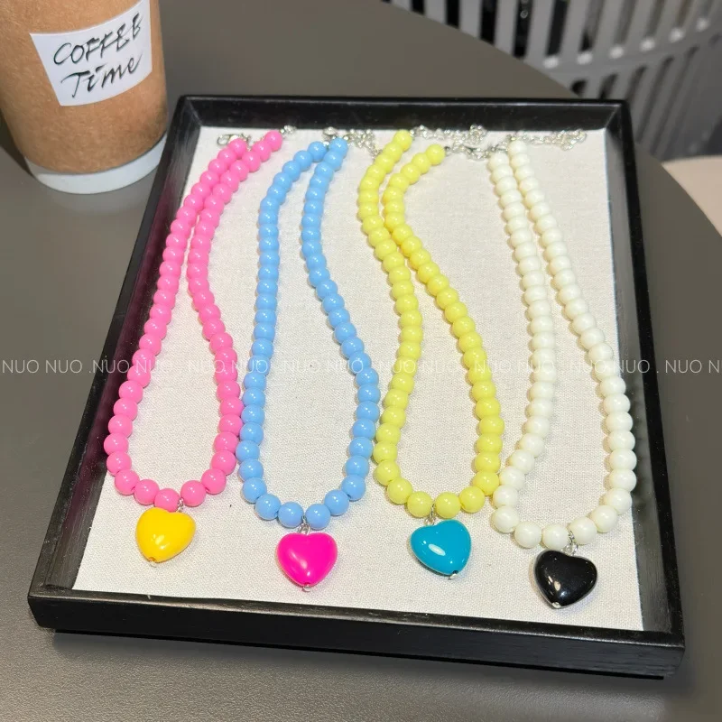 Korean Niche Design Colorful Heart Beaded Fluorescent Necklace Fashionable Contrasting Color Patchwork Heart Collarbone Chain