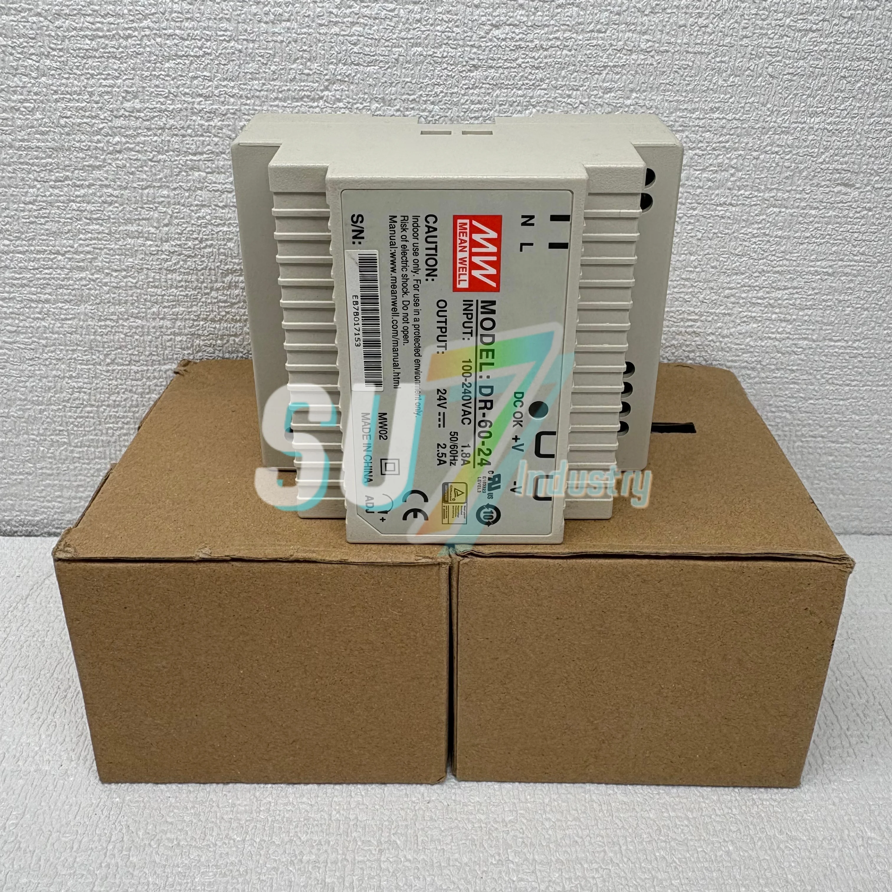 

Импульсный источник питания 100%НОВЫЙ DR-60-24