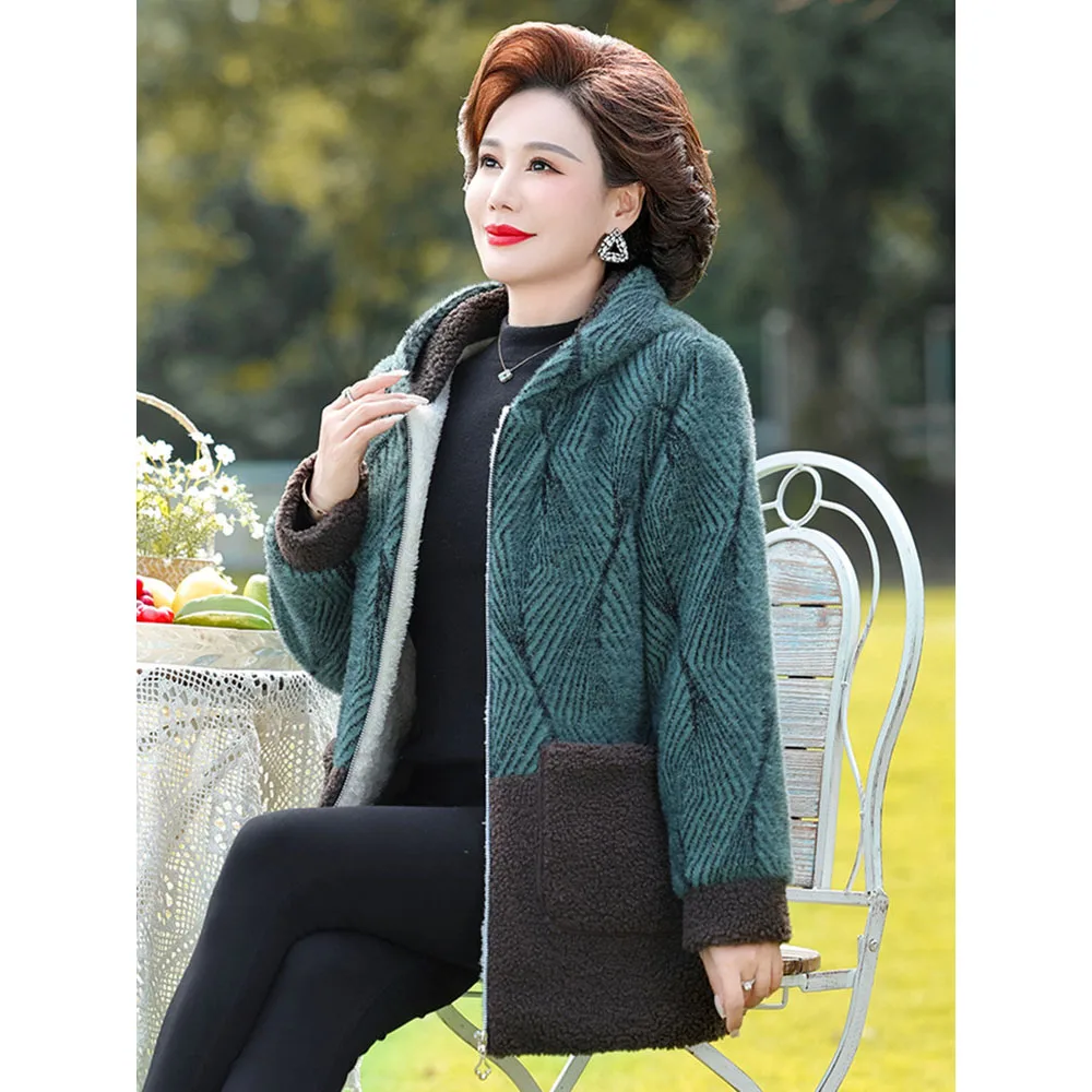 Chaqueta de invierno para madre de mediana edad, Parkas acolchadas de lana de cordero con capucha, abrigos de terciopelo de visón de imitación,