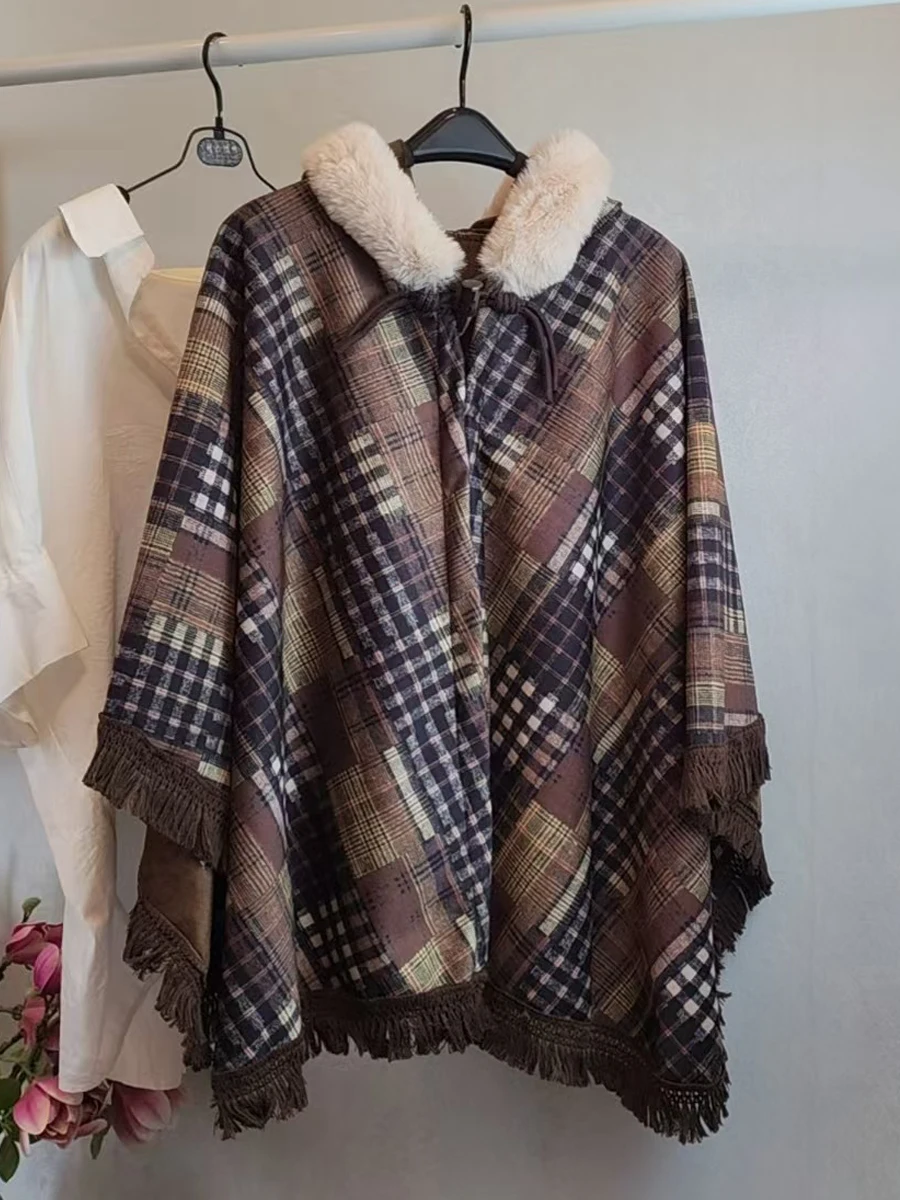 

Elegant Rural Fairy Style Cape Faux Fur Hood Fashion Vintage Plaids Brown Outerwear Women Autumn Winter Thick Poncho Wraps