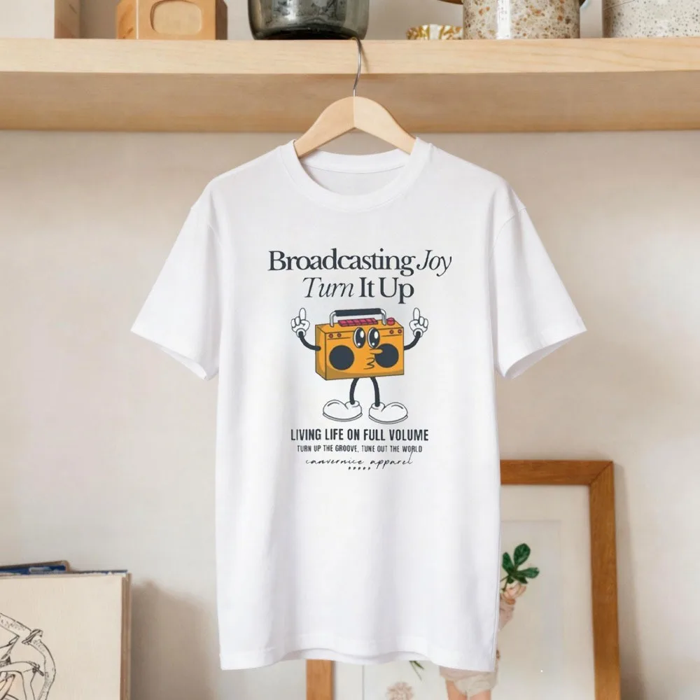 Retro House Music T-Shirt Groovy DJ Cartoon EDM Rave Outfit Music Party Celebration Clothes O Neck Graphic Print Hipster Tees