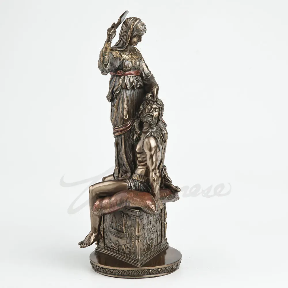 Donatello Judith and Holofernes Resin Bronze Statue Classic Renaissance Art Sculpture Biblical Story Figurine Vintage Home Decor