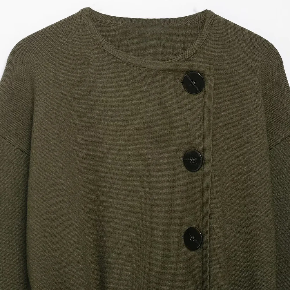 เสื้อโค้ทถักไหมพรมทรงเข้ารูป คอทรงกลม มีเข็มขัด สไตล์หรูหรา กลิ่นอายความหอมอ่อนๆ แฟชั่นใหม่สำหรับผู้หญิง ฤดูใบไม้ร่วงและฤดูหนาว ปี 2025