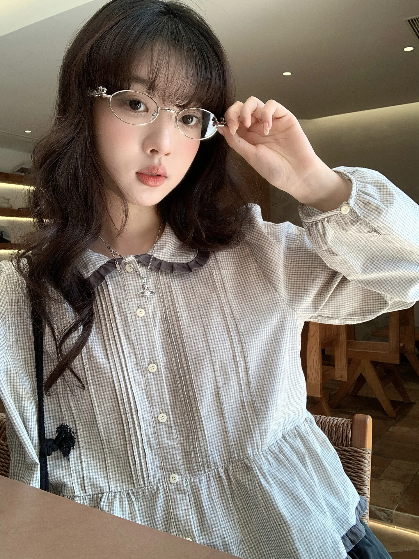 

Holli Korean Sle Sweet Doll Collar Ruffle Hem Plaid irt Women's Top Early Spring New Arrival Loose Fit Long Sve