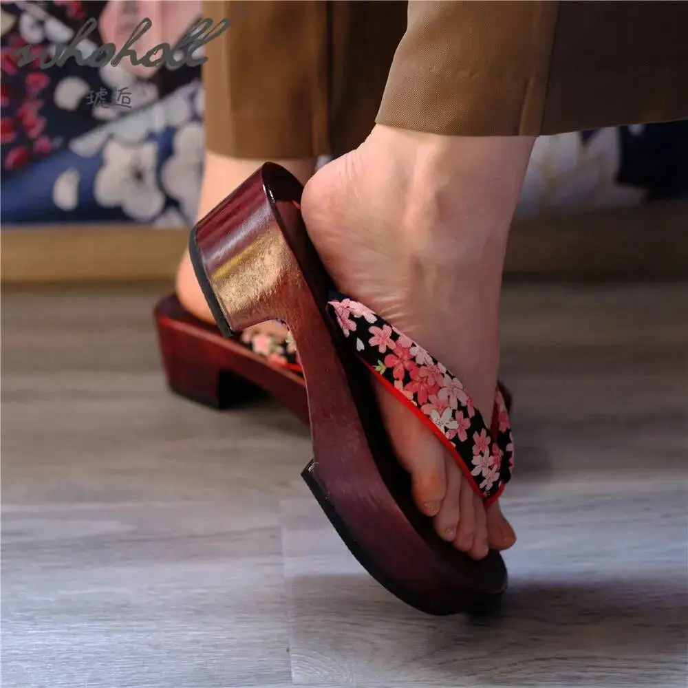 WHOHOLL خشبية جيتا صندل خشبي النساء النعال اليابانية جيتا أنيمي Coplay أحذية الوجه يتخبط النعال اليابانية جيتا قباقيب الأحذية