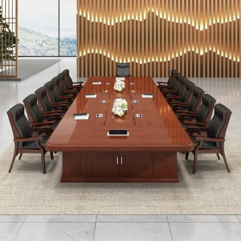 

The new modern large conference table and chair set has strong load-bearing capacity