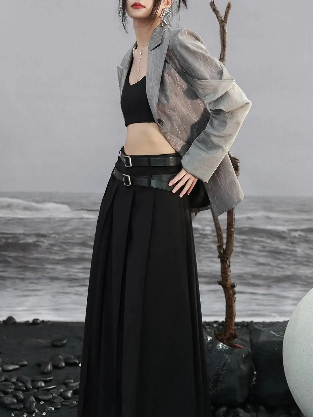 UMI MAO Gives Double Belts As A Gift!!!  Vintage Original Low Waist Half Skirt Women's Autumn Loose Pleated Skirt  Y2K