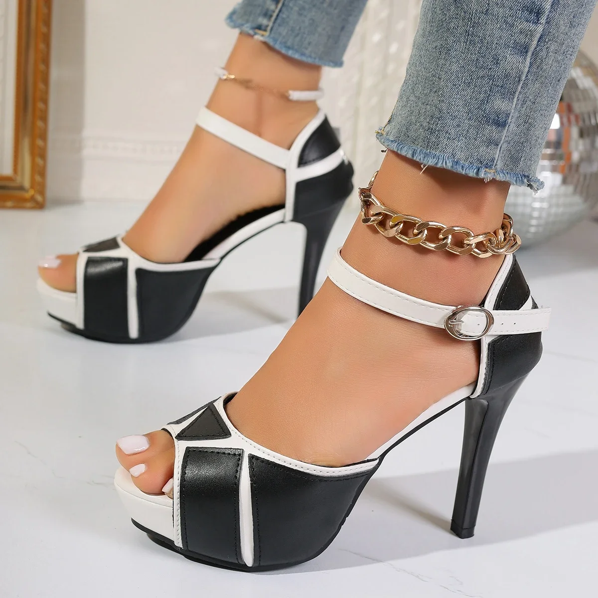 Women Sandals Peep Toe Platform High Heels Women Summer Fight Color Shoes Fish Mouth High Heels Sexy Thin Heels Dress Sandals