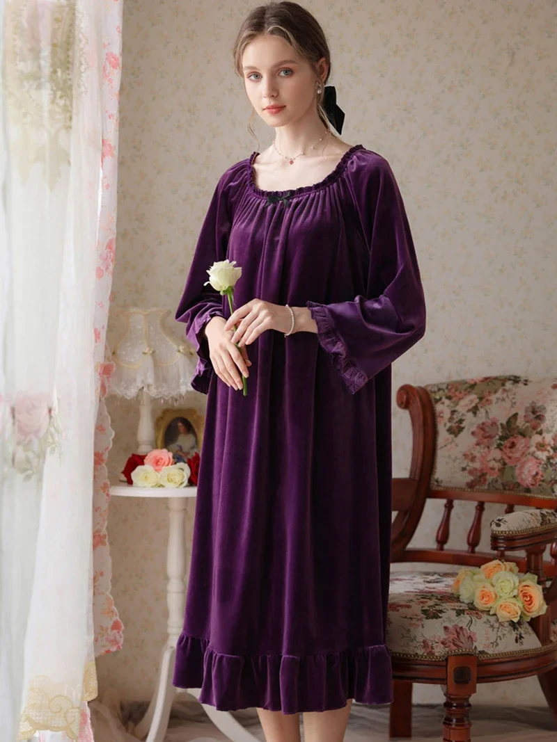 Winter Vintage Princess Velvet Long Night Dress Pleuche Velour Robe Retro Royal Nightwear Sleepwear Nightgowns for Women