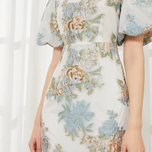 שמלות מוכנות ללבוש