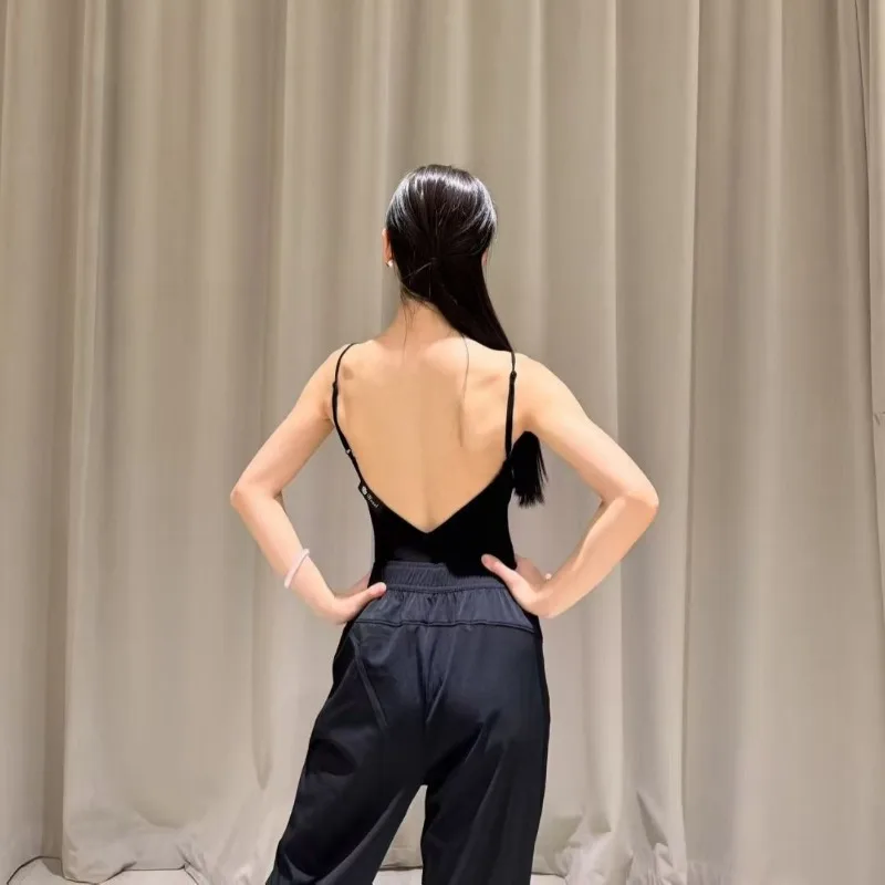 Abito da ballo latino da donna sexy personalizzato Completo da pratica per adulti Set da performance Canotta nera Top Pantaloni sportivi corti senza schienale