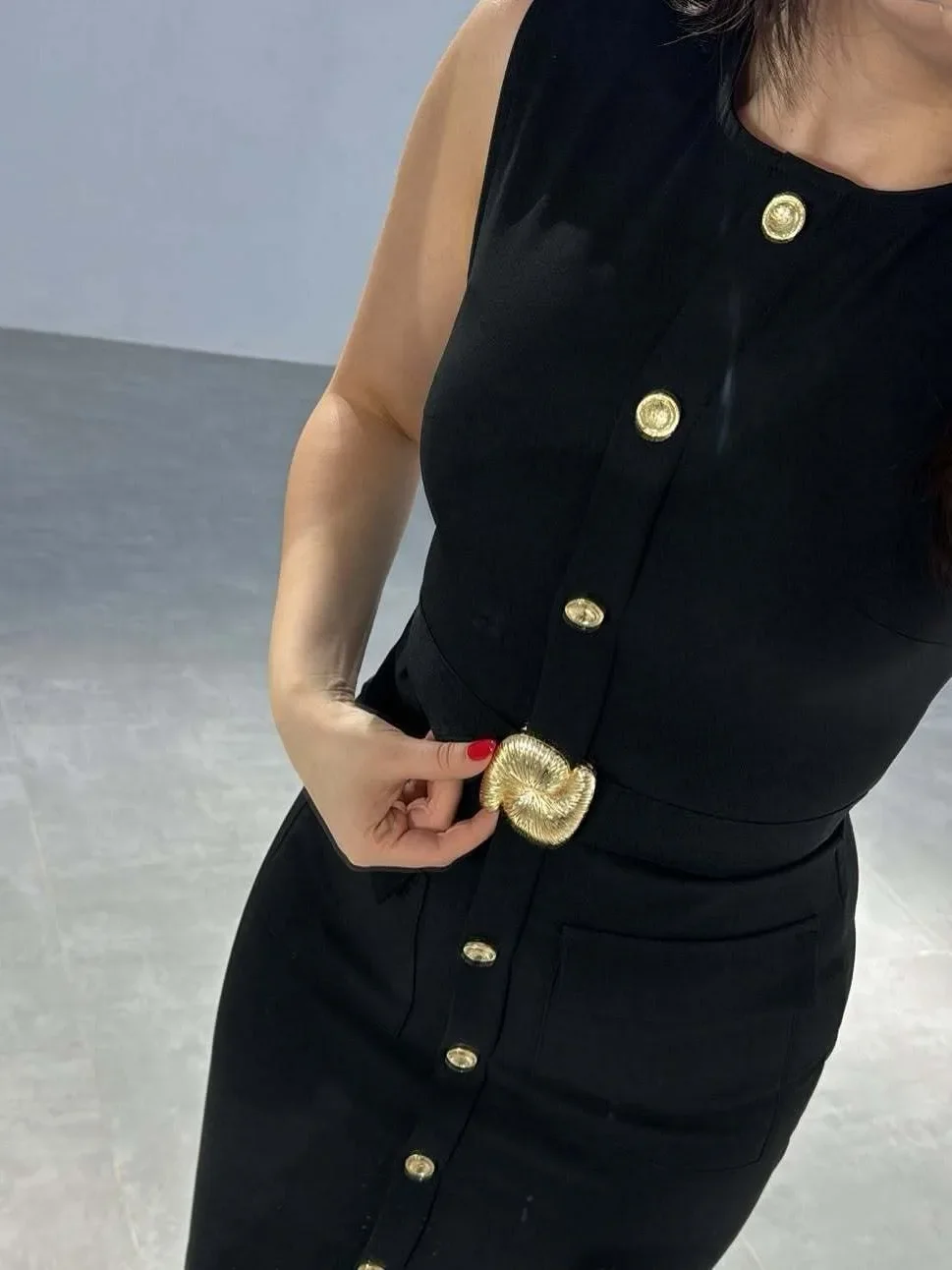 

Women Elegant Solid Dress Single Breasted Round Neck Sleeveless Dresses With Pockets Slim Midi Dress Office Lady 2025 Summer
