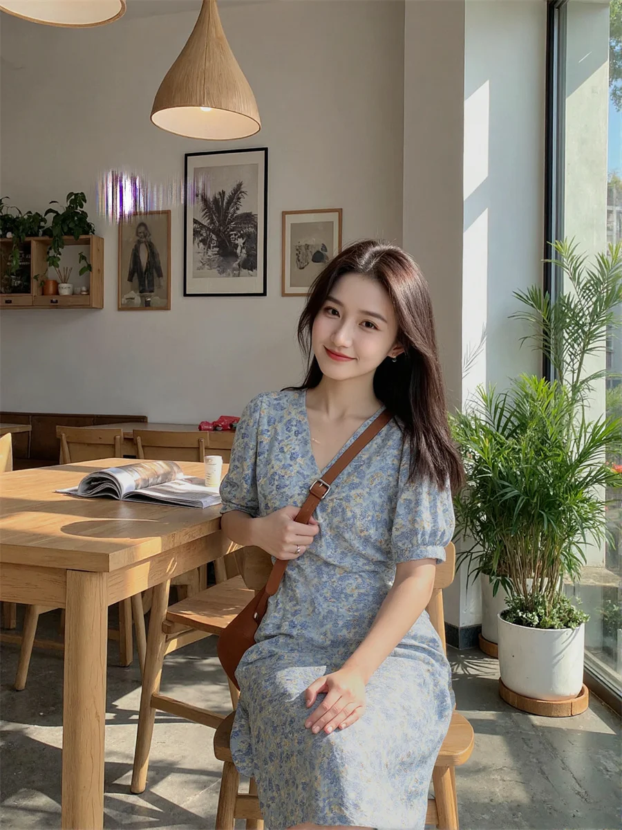 Abiti a maniche corte con sbuffo drappeggiato floreale Abbigliamento da donna Autunno a costine aderente Laurea Cut-Out Preppy Strass Crossover Ragazze