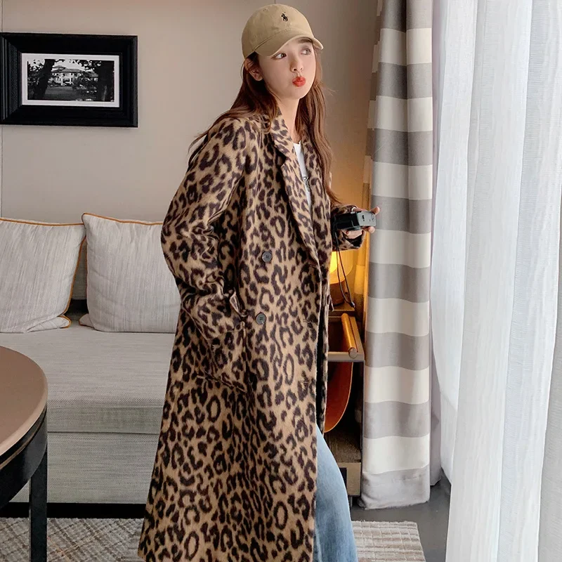 

New women's 2023 winter leopard print woolen coat women's long woolen coat